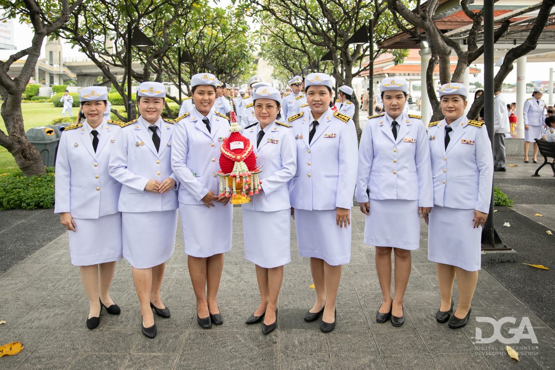 DGA เข้าร่วมพิธีวางพุ่มดอกไม้ถวายราชสักการะพระบรมราชานุสาวรีย์พระบาทสมเด็จพระปรเมนทรมหาอานันทมหิดล พระอัฐมรามาธิบดินทร เนื่องในโอกาสวันคล้ายวันพระบรมราชสมภพครบ 100 ปี 20 กันยายน 2568