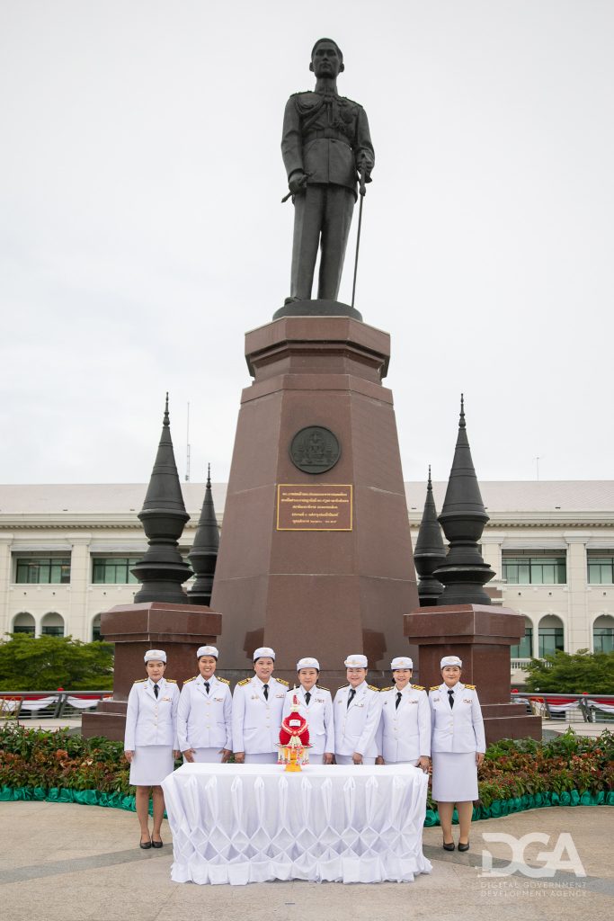 DGA เข้าร่วมพิธีวางพุ่มดอกไม้ถวายราชสักการะพระบรมราชานุสาวรีย์พระบาทสมเด็จพระปรเมนทรมหาอานันทมหิดล พระอัฐมรามาธิบดินทร เนื่องในโอกาสวันคล้ายวันพระบรมราชสมภพครบ 100 ปี 20 กันยายน 2568