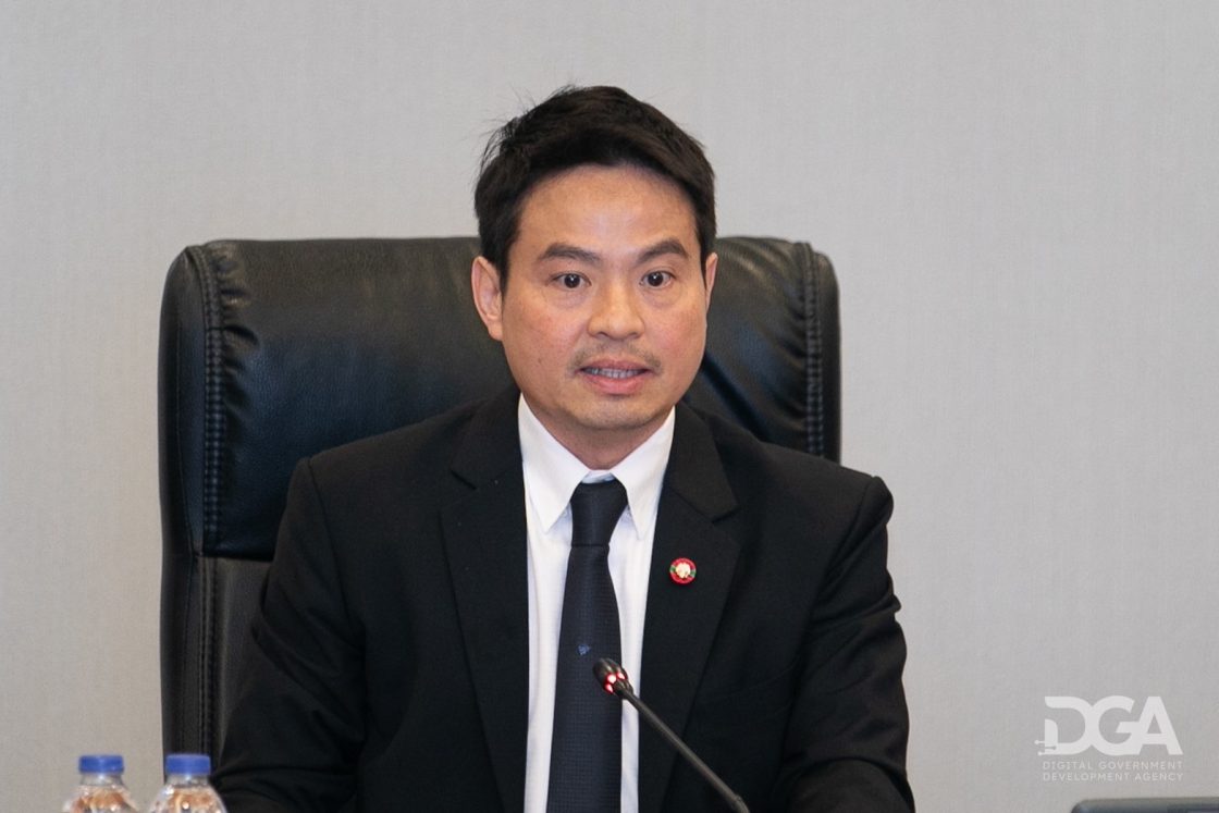 คณะกรรมการพัฒนารัฐบาลดิจิทัลเห็นชอบผลักดัน National Cloud บูรณาการโครงสร้างพื้นฐานรัฐแบบรวมศูนย์ พร้อมยกระดับแอป "ทางรัฐ" ส่งต่อกระทรวง DE มอบ NT เป็นผู้พัฒนาต่อยอด Super App
