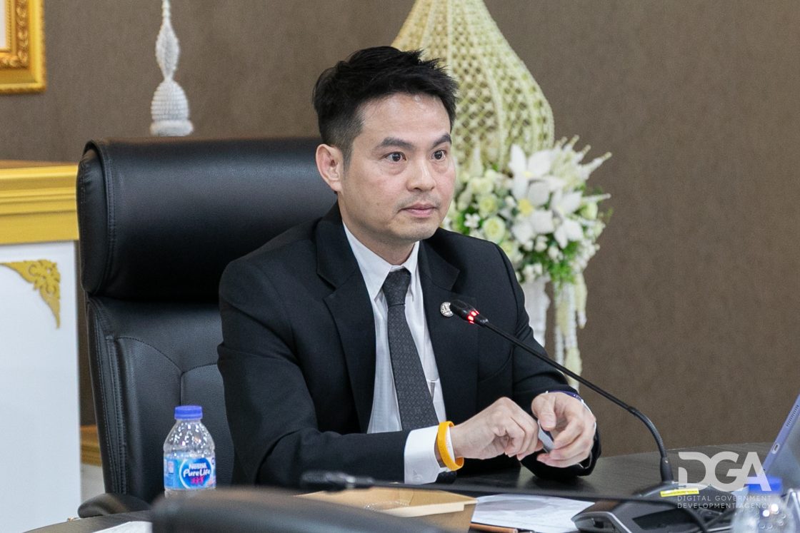 เดินหน้าพัฒนา "ทางรัฐ" สู่บริการเชิงรุกแบบเจาะจงเฉพาะบุคคล ดันภาครัฐโปร่งใส ตรวจสอบได้ด้วย e-Audit และยกระดับบริการของท้องถิ่นทั่วประเทศด้วยระบบ "ท้องถิ่นดิจิทัล"